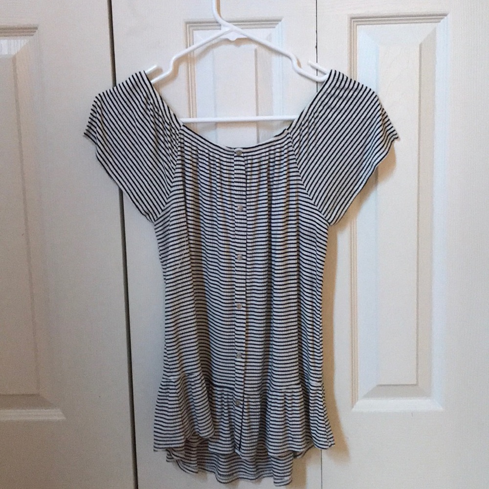 Soft kiss art class shirt💗